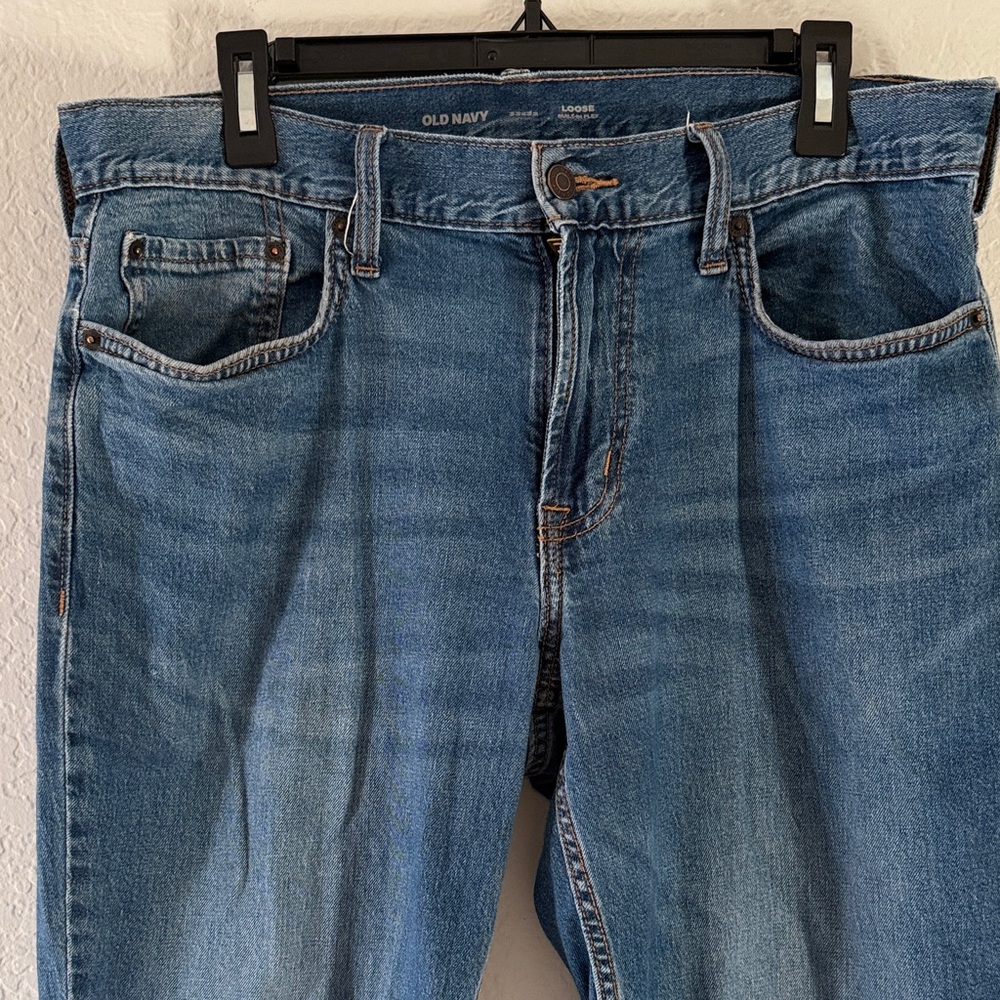 Old Navy Men's Light Blue Relaxed Jeans
